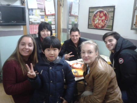 O rapazinho chinês que fala melhor inglês que nós!